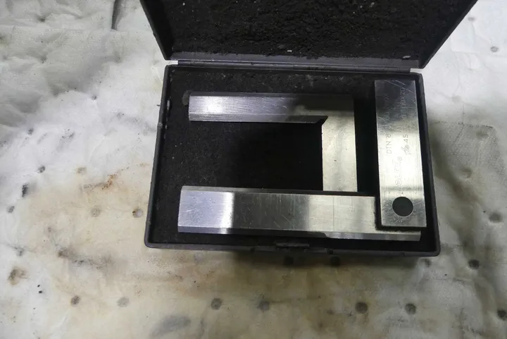 2x Haarwinkel, mit Koffer